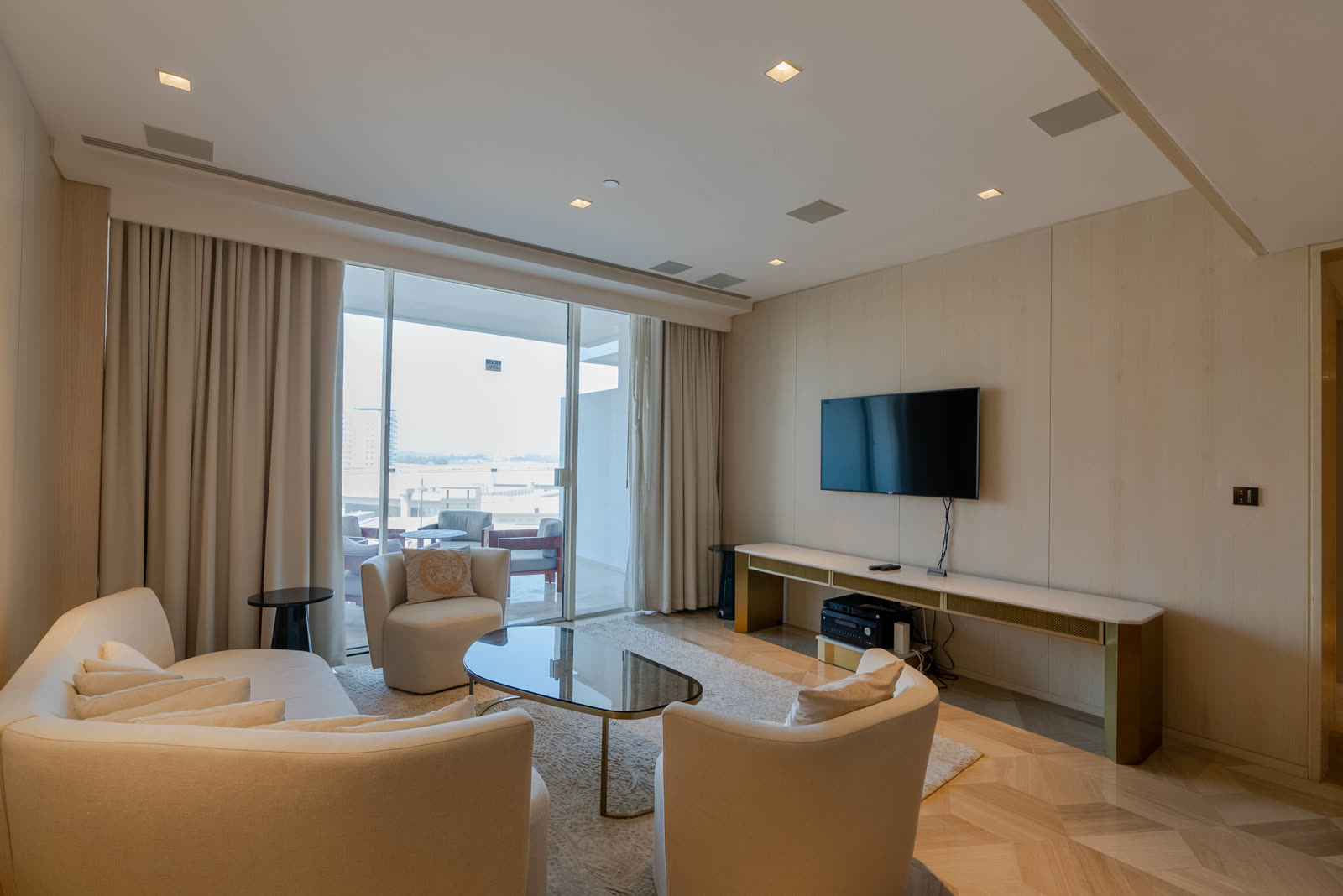 Dubai property interior, HDR photography